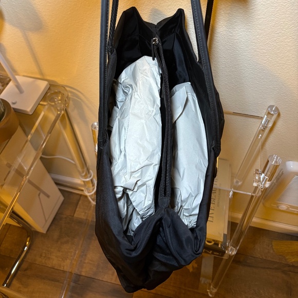 Authentic PRADA Nylon Tote bag ๐ - Picture 3 of 5